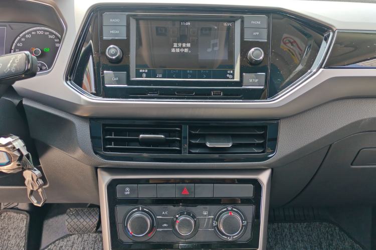 Used Volkswagen T-Cross 2019 1.5L Automatic Comfort Edition Audio And AC Panel