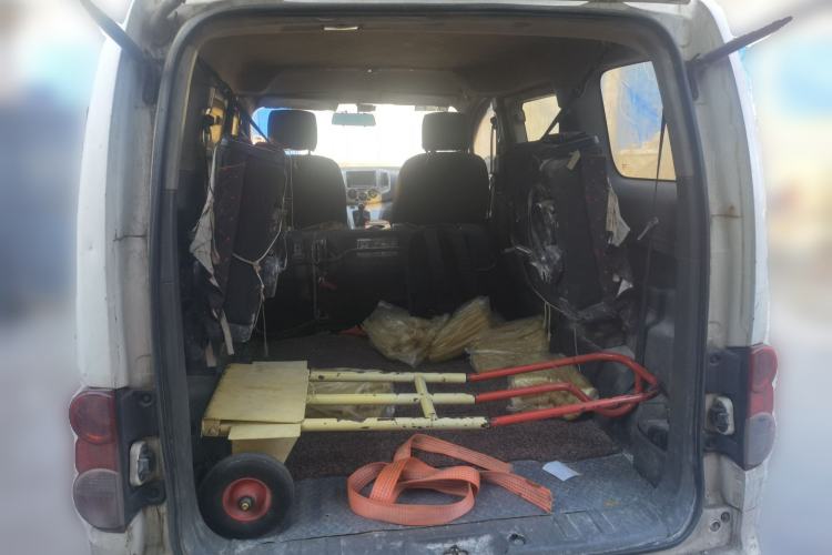 Used Nissan NV200 2011 1.6L 232 Seats Zunya Trim Trunk