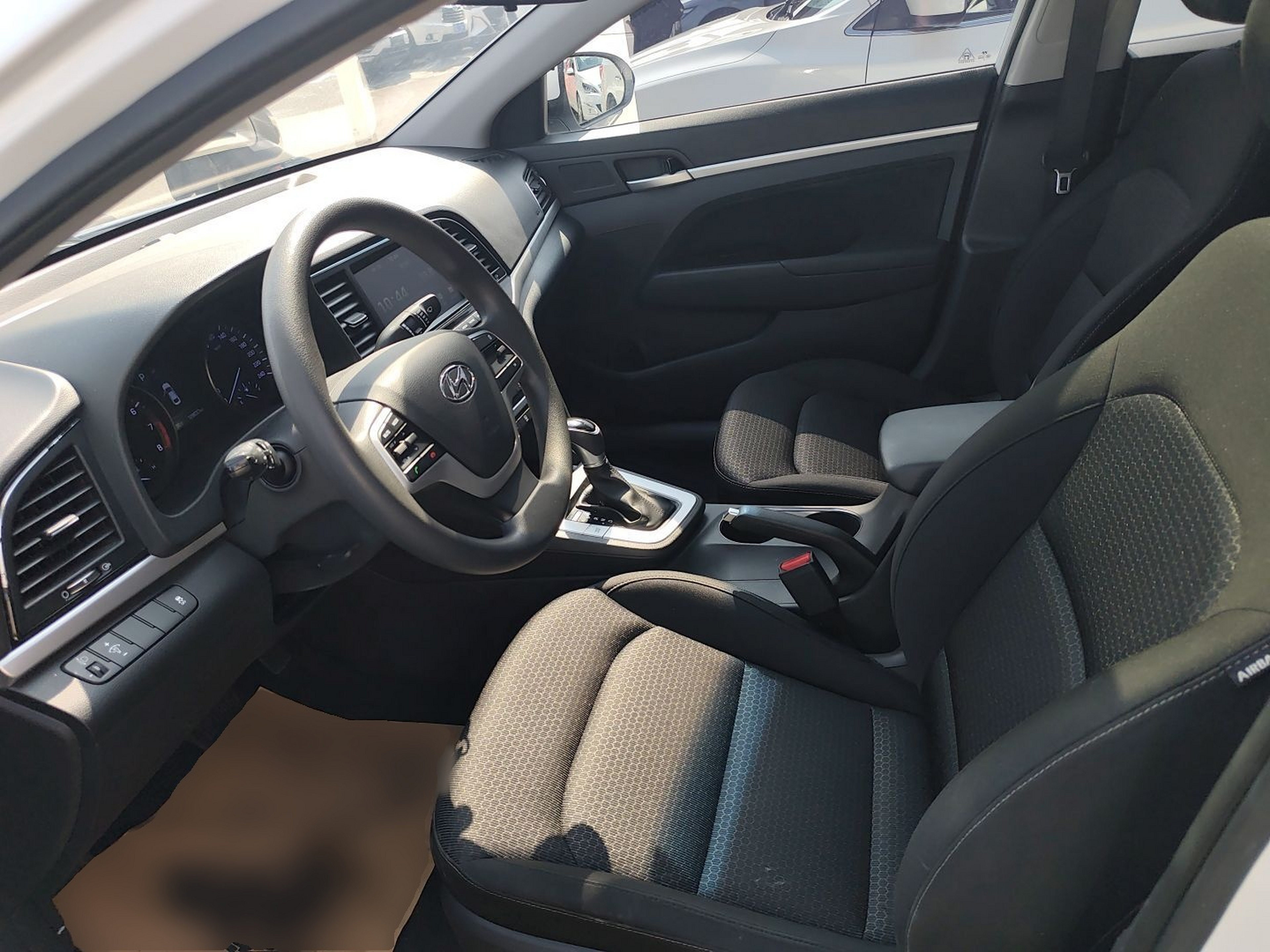 Interior delantero