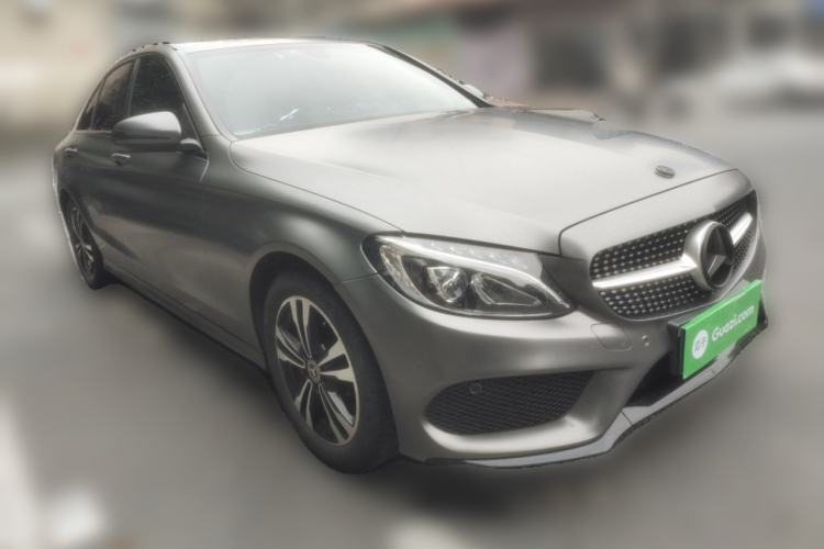 Used Mercedes-Benz C-Class 2018 C 200 Sport Edition Front Right 45 Deg