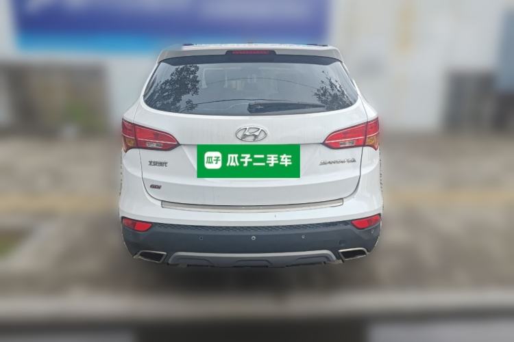 Used Hyundai Santa Fe 2013 2.4L Automatic Two-Wheel Drive Smart Version