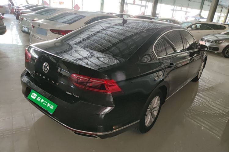 Used Volkswagen Magotan 2020 280TSI DSG Comfort Edition Rear Right 45 Deg