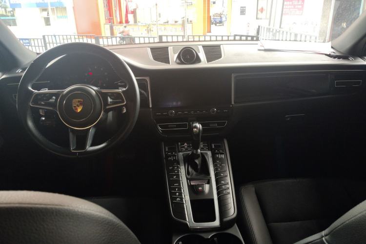 Used Porsche Macan 2020 Macan 2.0T