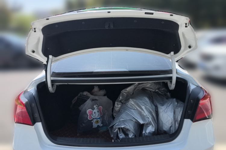 Used Hyundai Mistra 2014 1.8L Automatic Smart GLS
