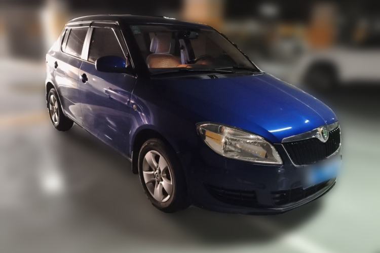 Used Skoda Fabia 2012 1.4L Automatic Crystal Edition
