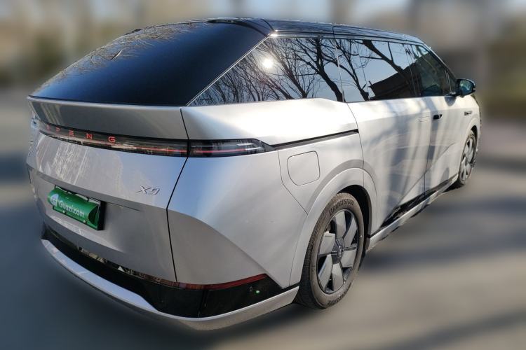 Used XPeng X9 2024 702 Ultra-Long Range Pro
