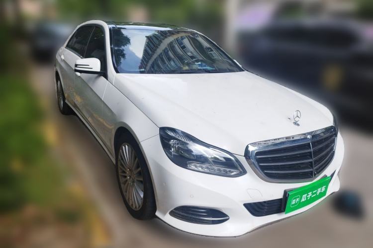 Used Mercedes-Benz E-Class 2015 E 260 L
