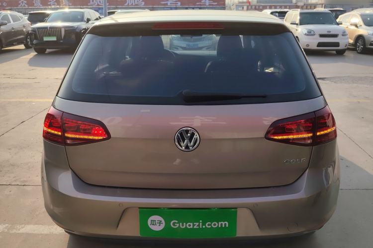 Used Volkswagen Golf 2017 1.6L Automatic Comfort Million-Vehicle Anniversary Edition