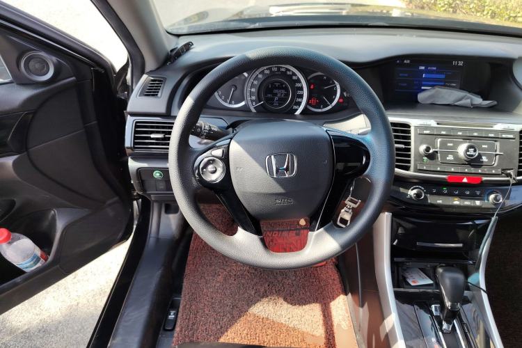 Used Honda Accord 2016 2.0L Comfort Edition
