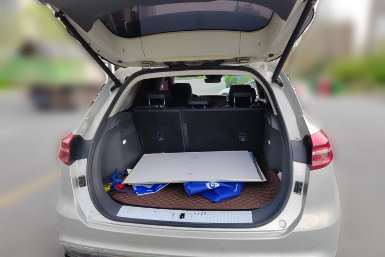 Used Hongqi HS5 2019 2.0T Smart Connect Flagship All-Wheel-Drive Version Trunk