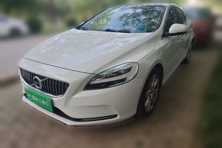 Used Volvo V40 2018 T3 Zhiya Edition