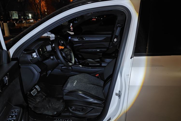 Used Lynk & Co 01 2023 1.5TD EM-F PM