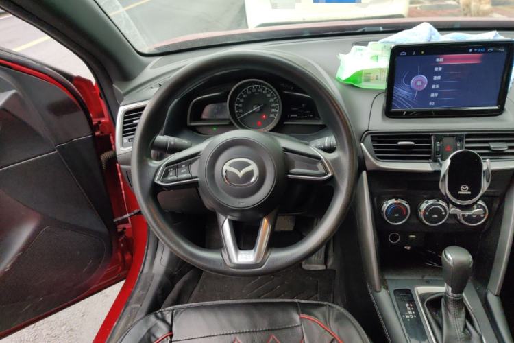 Used Mazda CX-4 2018 2.0L Automatic Two-Wheel Drive Blue Sky Dynamic Version China V Standard
