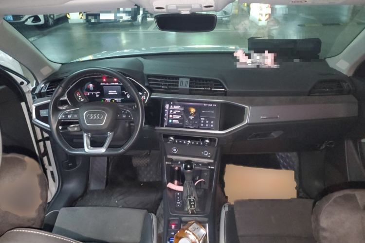 Used Audi Q3 2022 35 TFSI Fashion Dynamic Model