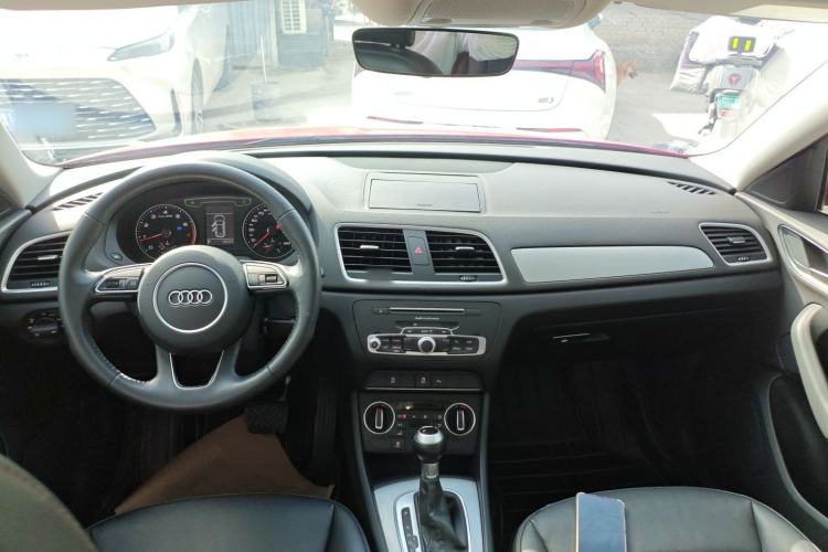 Used Audi Q3 2018 30th Anniversary Edition 30 TFSI Fashion Model
