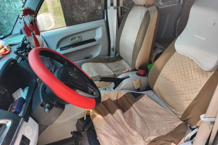 Used Jinbei New Hiace X30L 2019 1.5L Cargo Van Wealth Edition China VI SWC15M Left Front Seat