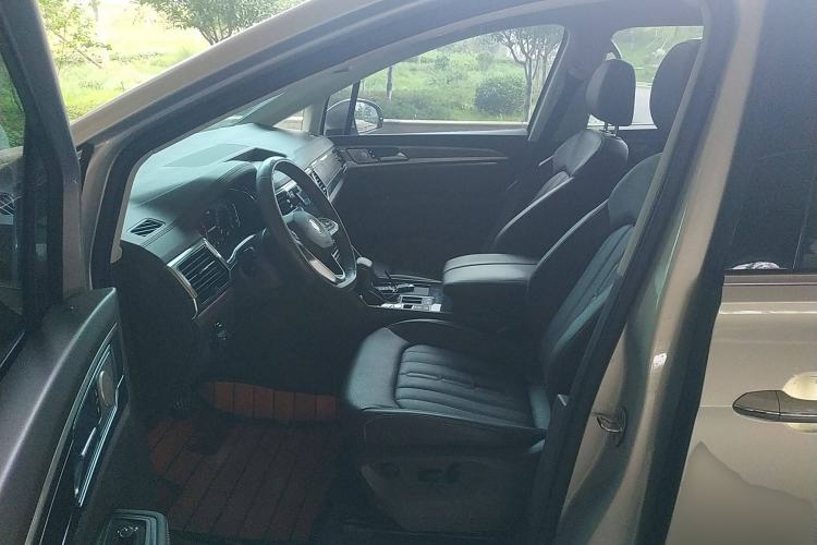 Used Volkswagen Viloran 2020 330TSI Luxury Edition