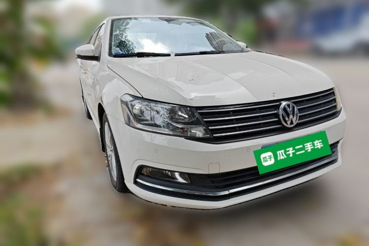 Used Volkswagen Lavida 2017 1.6L Manual Comfort Edition Front Right 45 Deg