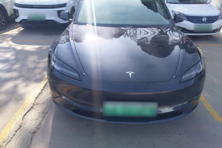 Used Tesla Model 3 2025 Rear-Wheel-Drive Version