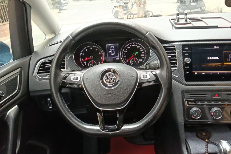 Used Volkswagen Golf Sportsvan 2018 280TSI Automatic Luxury Model
