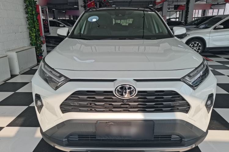 Used Toyota RAV4 2023 2.0L CVT Two-Wheel Drive Fashion Plus Edition
