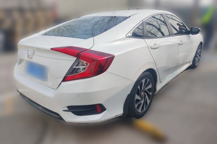 Used Honda Civic 2016 220TURBO CVT Luxury Edition Rear Right 45 Deg