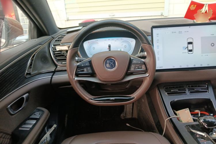 Used BYD Han 2022 DM-i 121KM Luxury Model