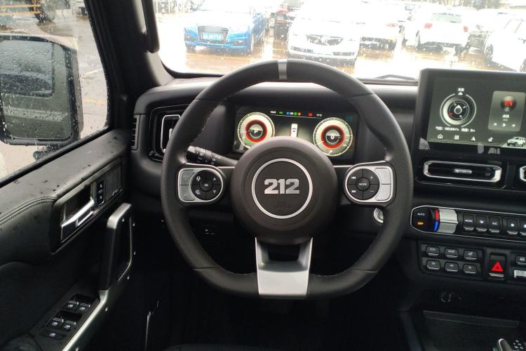 Used 212 T01 2024 2.0T Explorer Steering Wheel