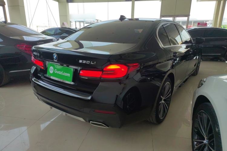 Used BMW 5 Series 2021 530Li Leading Model M Sport Package Rear Right 45 Deg