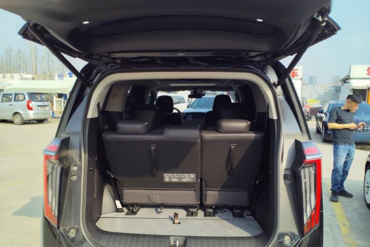 Used GAC Trumpchi M8 2024 Master Series 400T Prestige Edition
