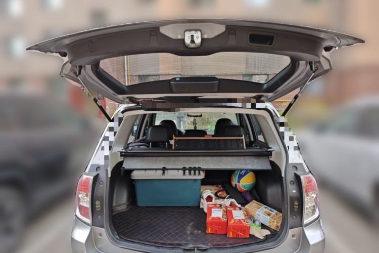 Used Subaru Forester 2010 2.0 XS Automatic Luxury Edition Trunk