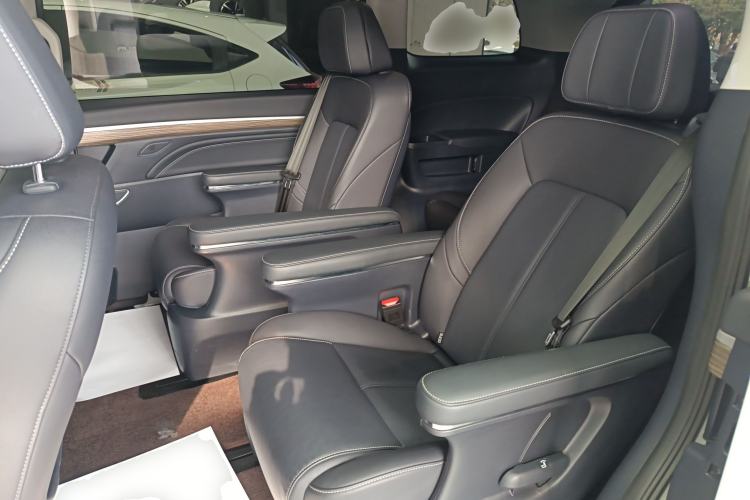 Used GAC Trumpchi M8 2024 Lingxiu Series 390T Deluxe Edition Left Rear Seat