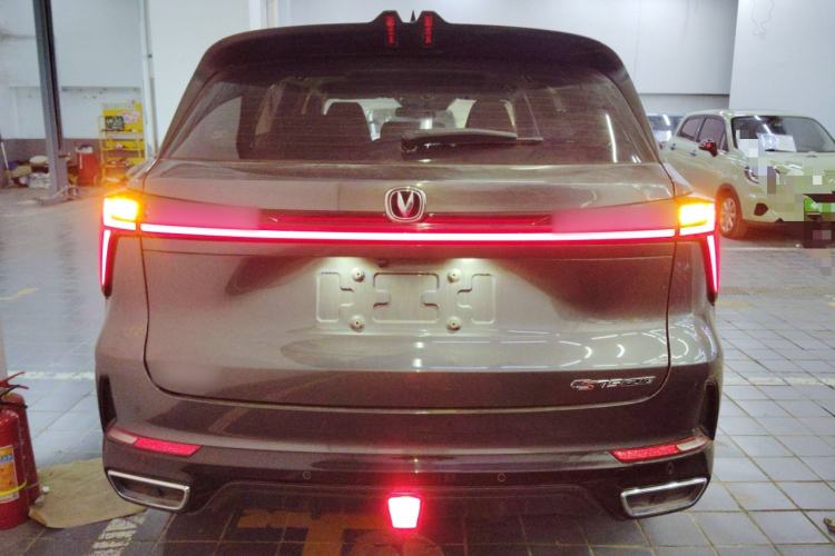 Used CHANGAN CS75 PLUS 2023 3rd Generation 1.5T Automatic Pilot Model
