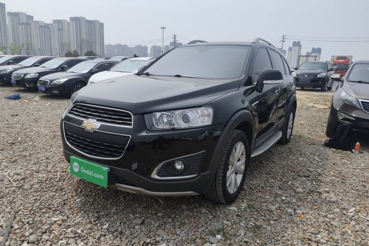 Used Chevrolet Captiva 2017 2.4L 4x4 Flagship Edition 7-Seater
