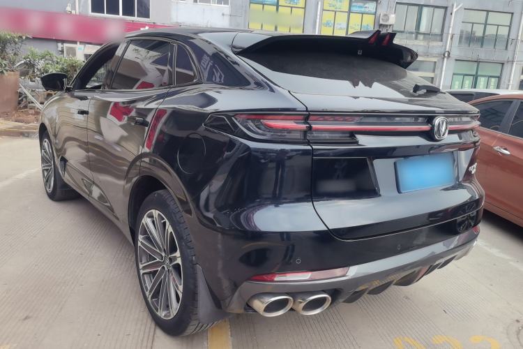 Used CHANGAN UNI-K 2021 2.0T All-Wheel Drive Prestige Version
