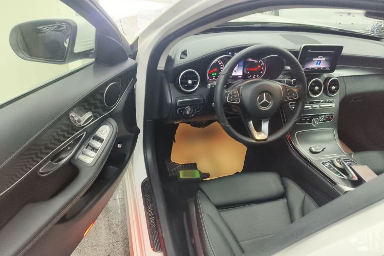 Used Mercedes-Benz C-Class 2018 C 180 L Fashion Edition Sport Version Driver Seat