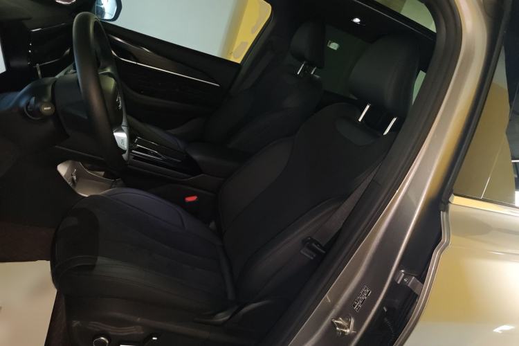 Used Geely Auto Monjaro L 2024 2.0TD High-Power Automatic Two-Wheel Drive Skyline Edition