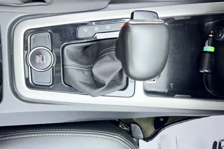 Used Qoros 3 2016 Sedan 1.6L Automatic Zhiyue Model