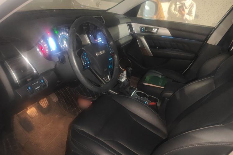 Used Haval H2 2016 Red-Label 1.5T Manual Two-Wheel Drive Luxury Model