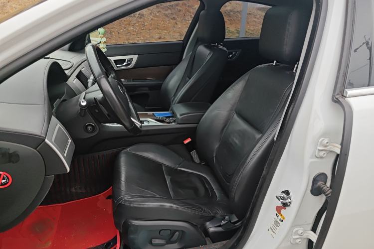 Used Jaguar XF 2015 XF 2.0T Prestige Edition
