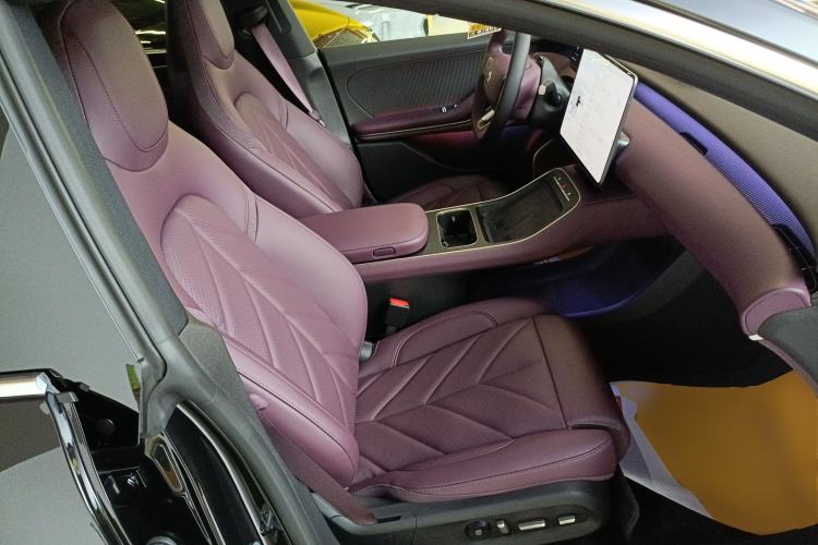 Used Nio ET5T 2025 100kWh Touring Right Front Seat