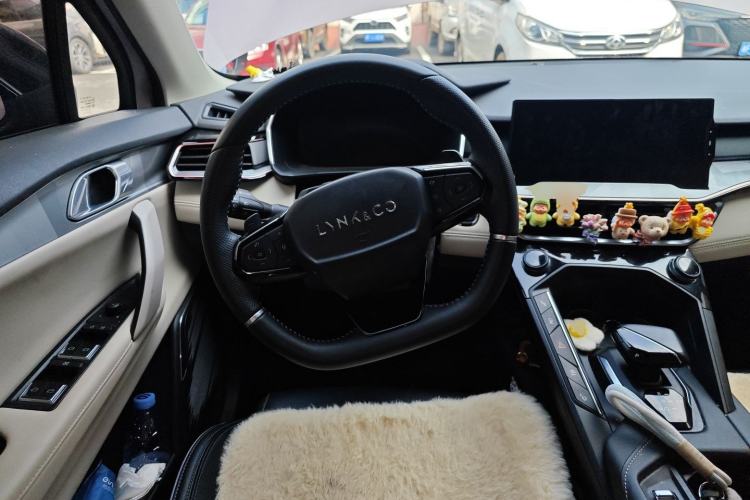 Used Lynk & Co 06 2021 1.5T Shero Pink Special Edition
