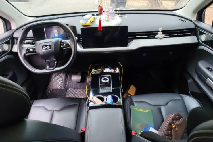 Used Aiways U5 2021 U5 Long-Range PURE Intelligent Edition Center Console