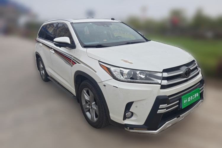 Used Toyota Highlander 2018 2.0T Four-Wheel Drive Luxury Edition 7 Seats China V Emission Standard Front Right 45 Deg