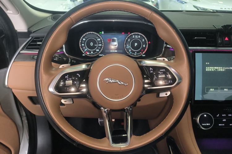 Used Jaguar F-PACE 2023 P250 HSE Steering Wheel