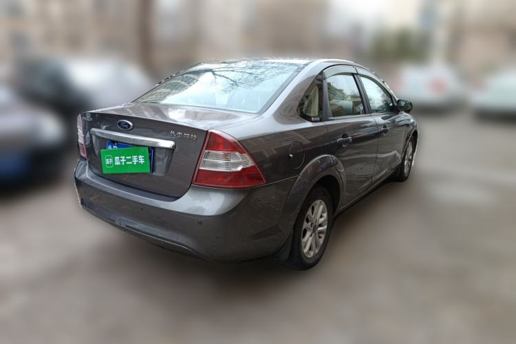 Used Ford Focus 2013 Sedan Classic 1.8L Manual Base Model
