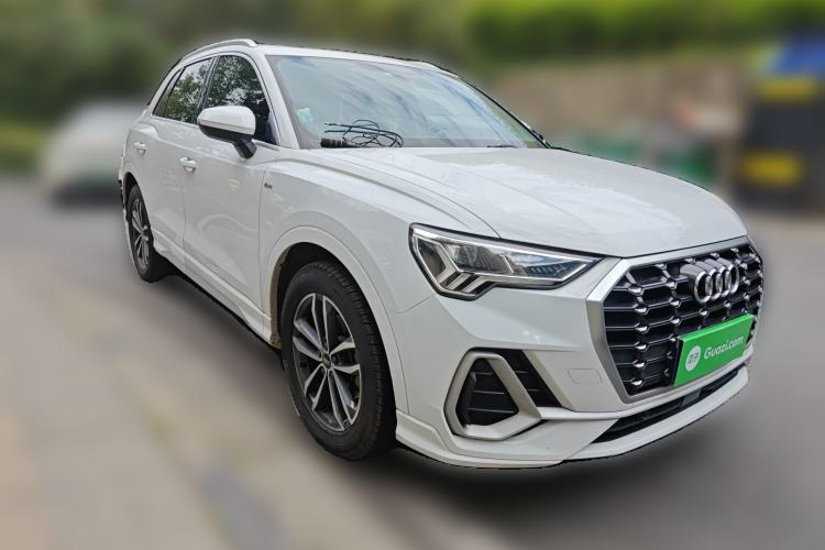 Used Audi Q3 2022 35 TFSI Progressive Dynamic Edition Front Right 45 Deg