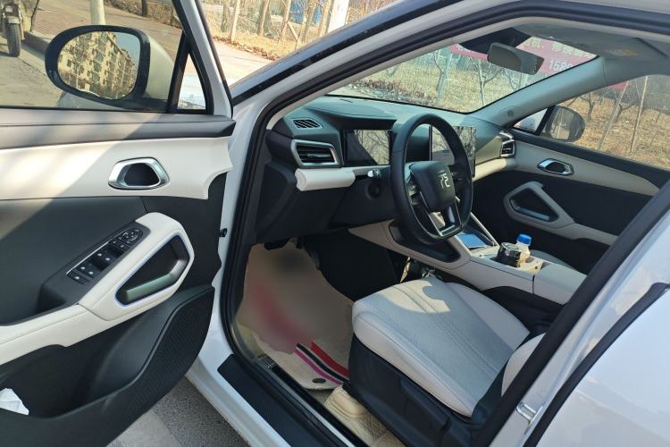 Used BYD Yuan UP 2025 Intelligent Driving Version 401 KM Dynamic Edition