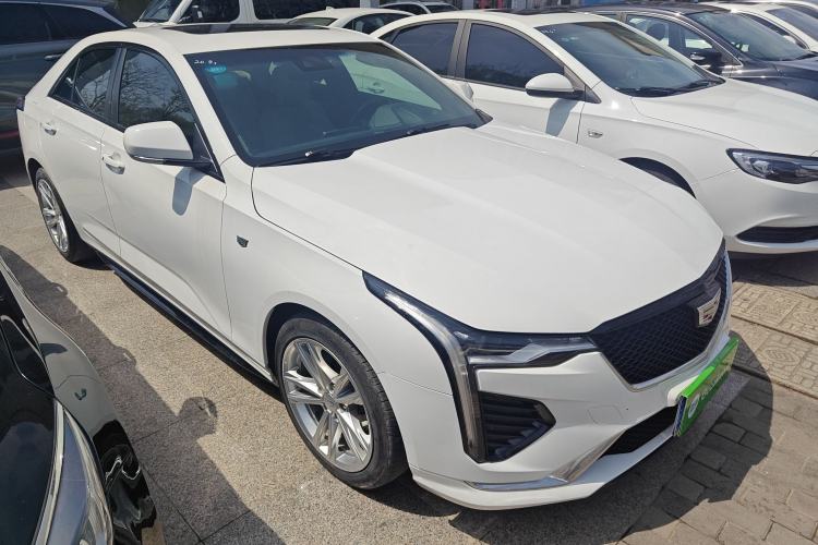 Used Cadillac CT4 2020 28T Fashion Edition Front Right 45 Deg