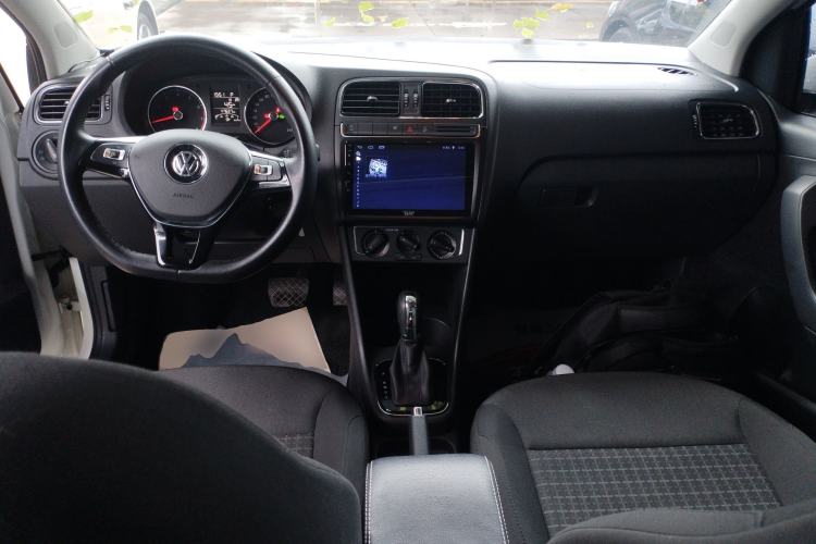 Used Volkswagen Polo 2018 1.5L Automatic Enjoyment Model Center Console